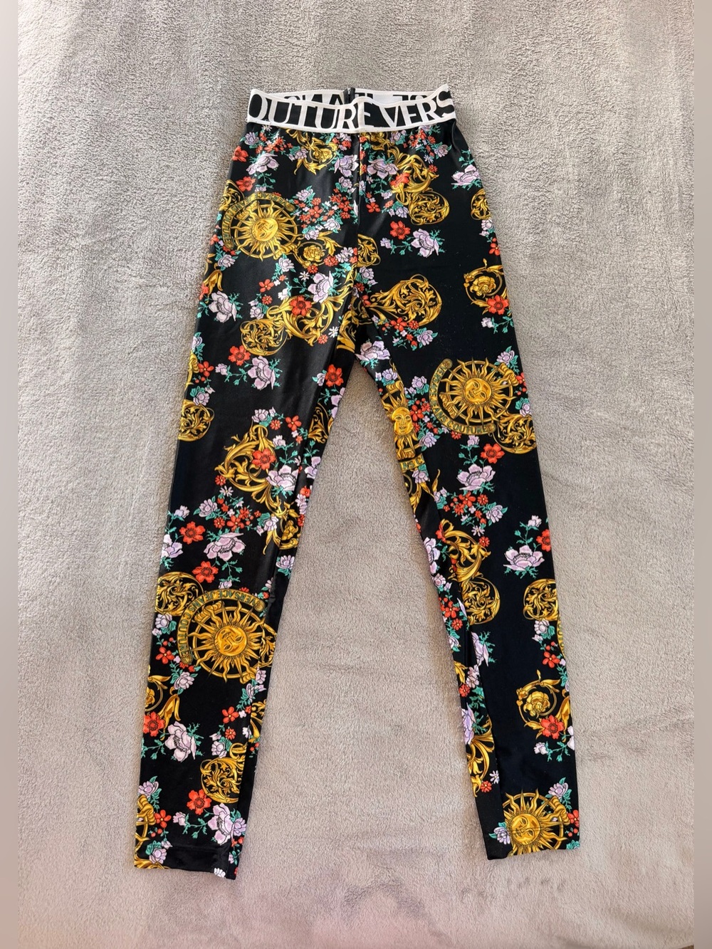 Versace Jeans Couture Black Floral & Gold Medallion  Leggings Size XS-S